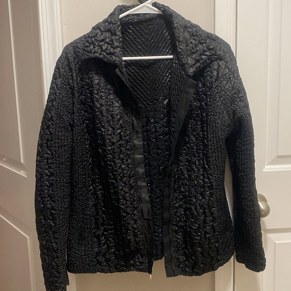 Reversible Black Jacket - Picture 4 of 8